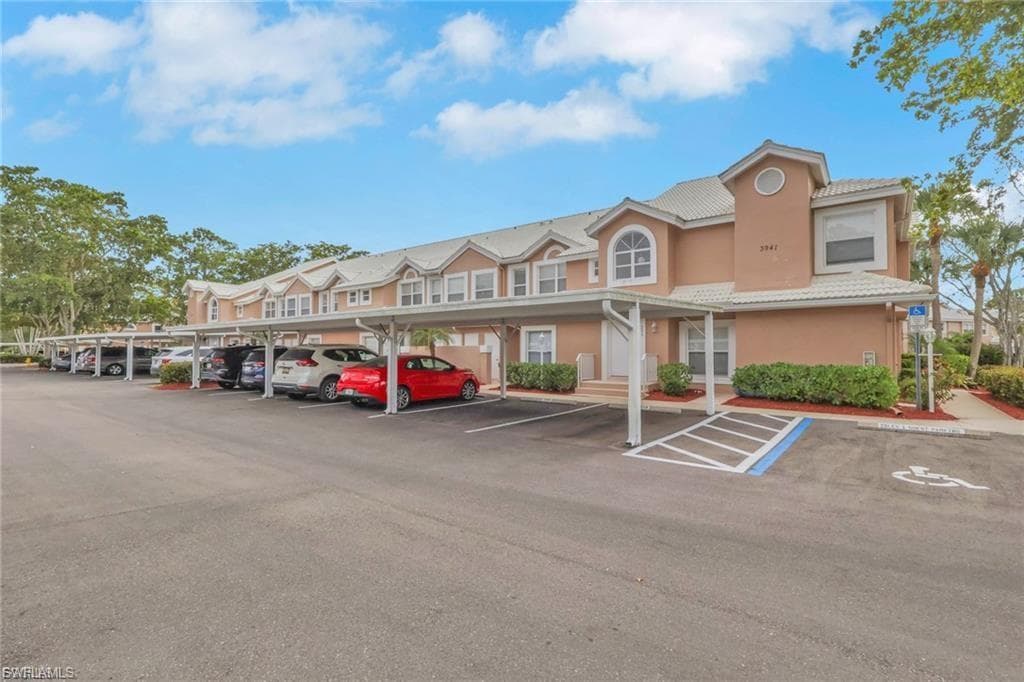 3941 Leeward Passage CT 205 BONITA SPRINGS, FL 34134