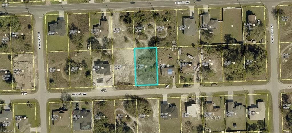 3810 9th ST SW LEHIGH ACRES, FL 33976