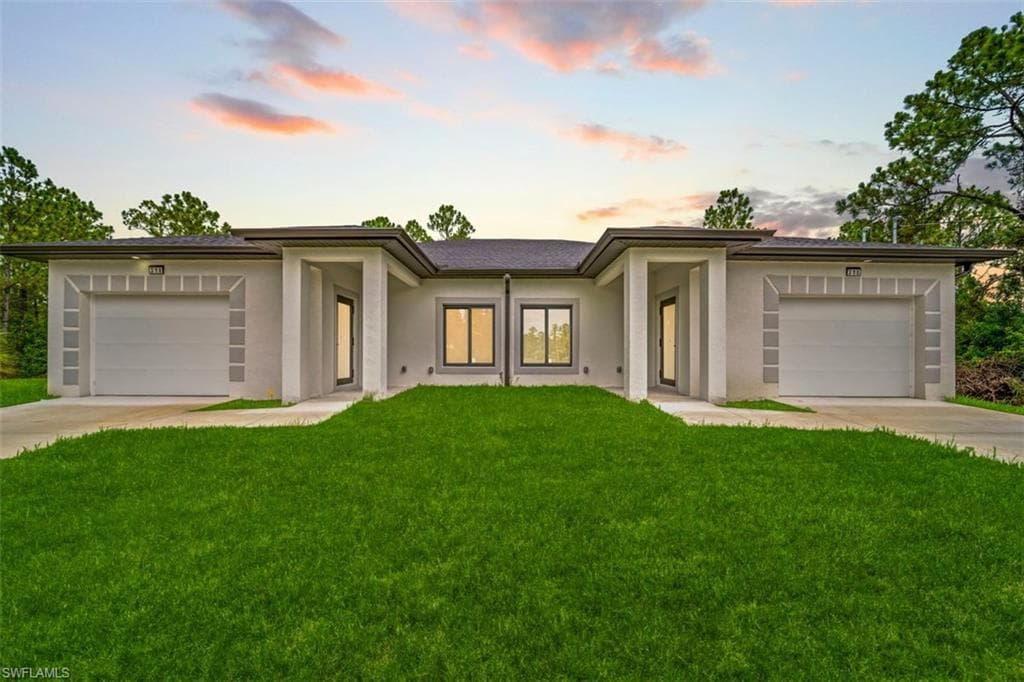 318 W 12th ST LEHIGH ACRES, FL 33972