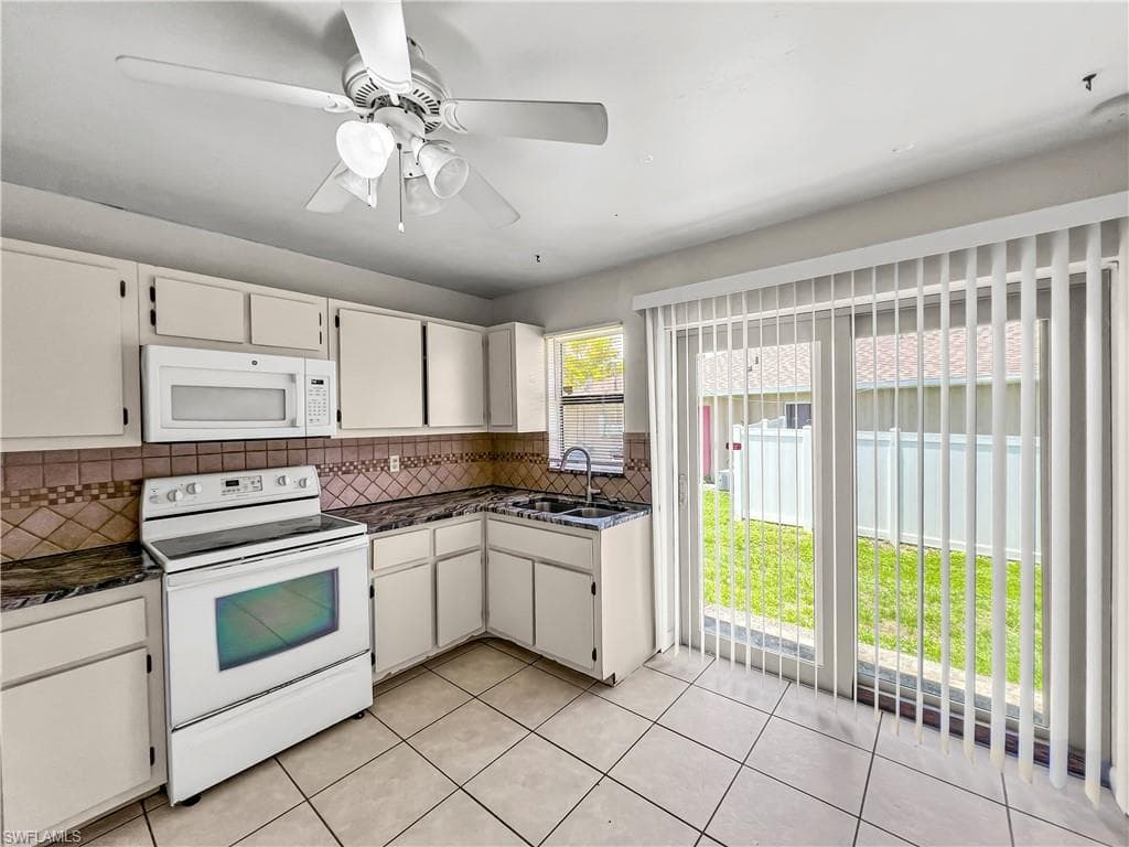2706 Owen AVE LEHIGH ACRES, FL 33973