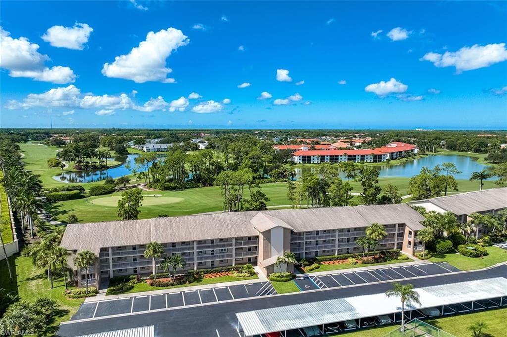 7360 Glenmoor LN 205 NAPLES, FL 34104
