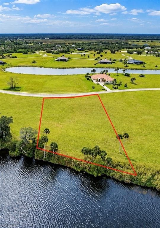2048 Silk Bay BLVD ALVA, FL 33920