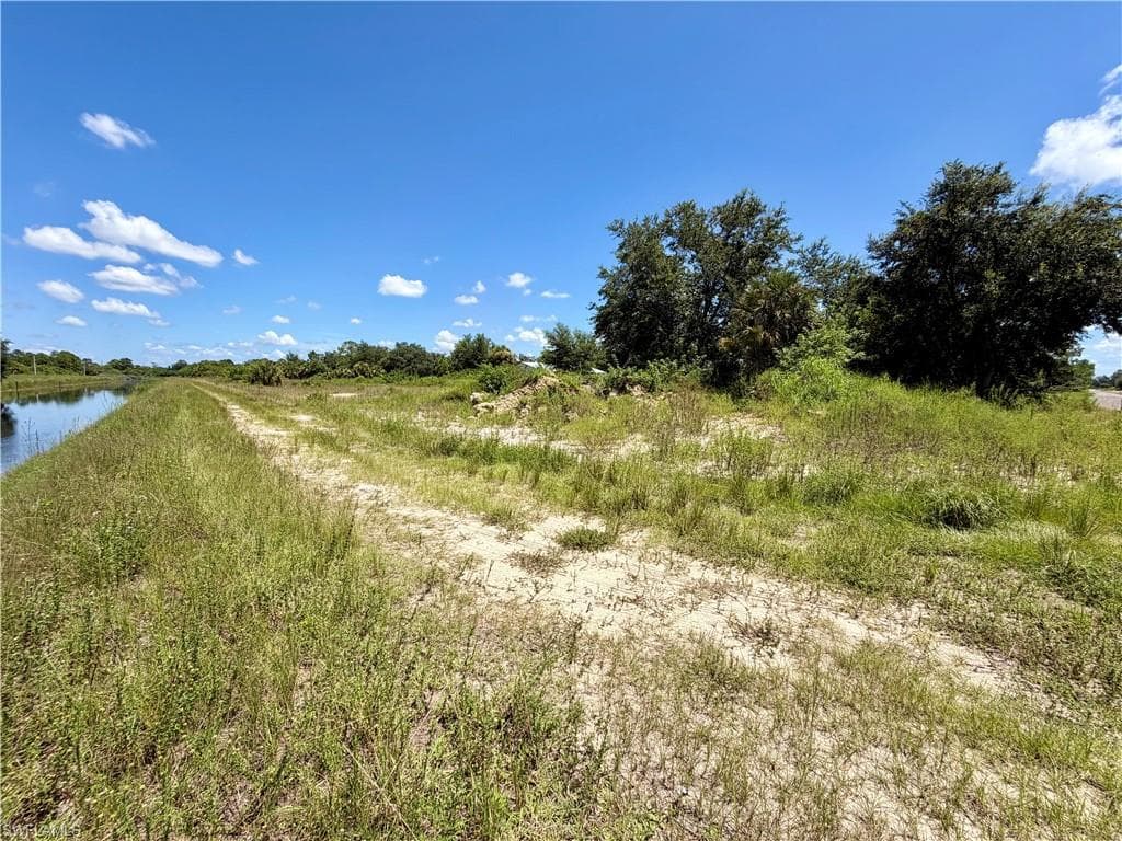 7968 22nd TER LABELLE, FL 33935