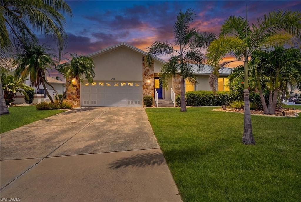 1230 Swan CT PUNTA GORDA, FL 33950