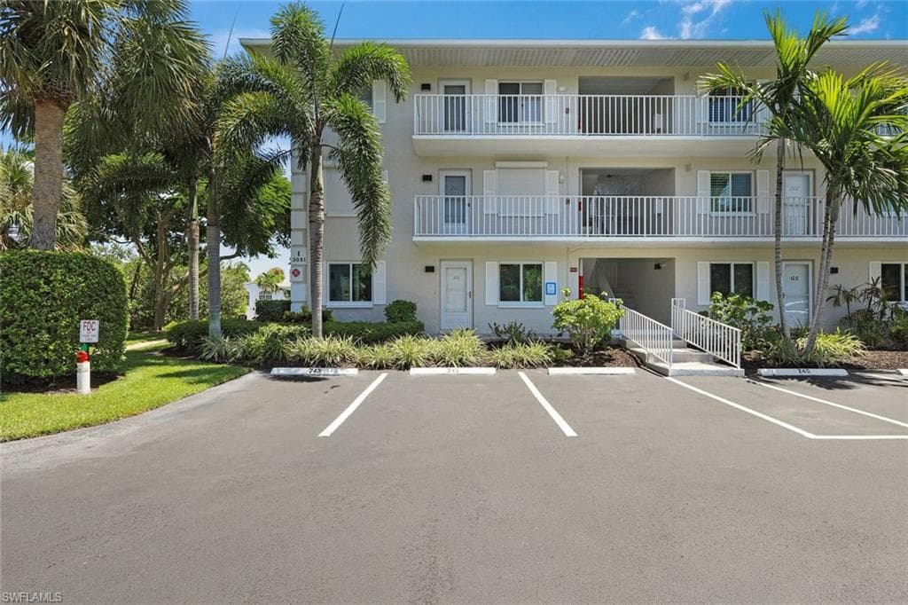 3051 Sandpiper Bay CIR I101 NAPLES, FL 34112