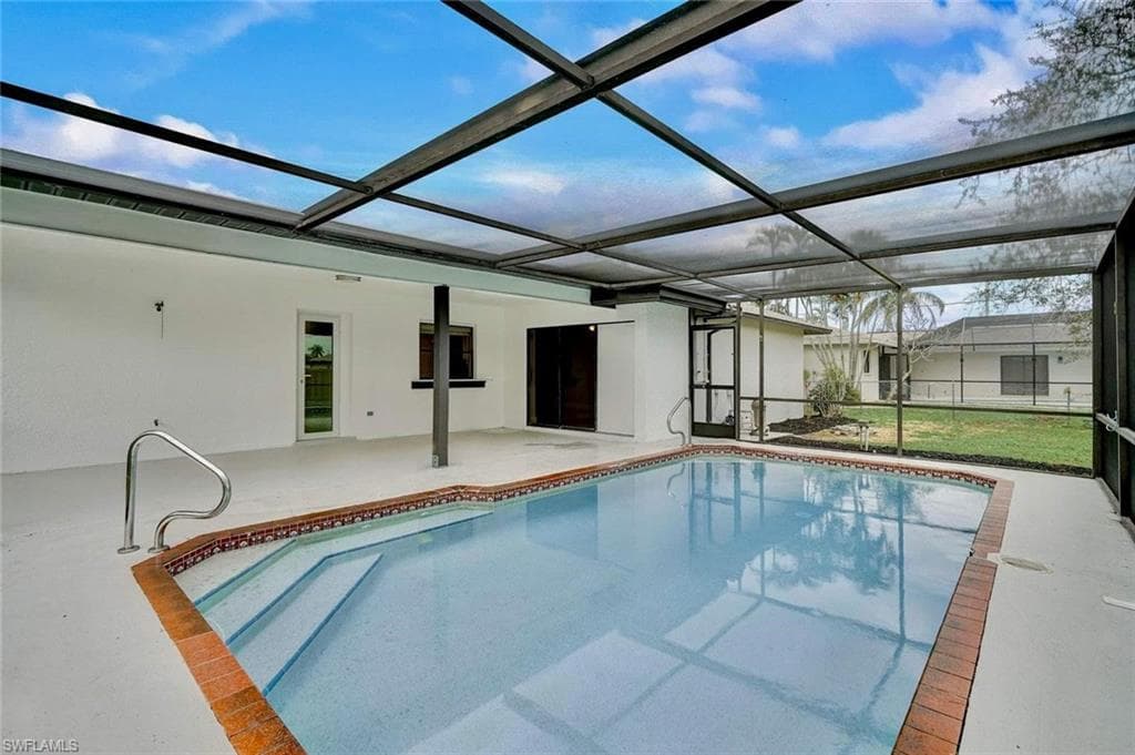 2214 SE 13th ST CAPE CORAL, FL 33990