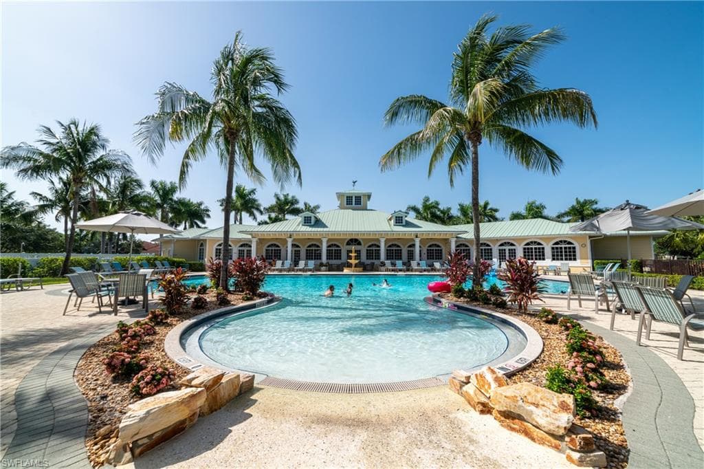 13042 Sail Away ST NORTH FORT MYERS, FL 33903