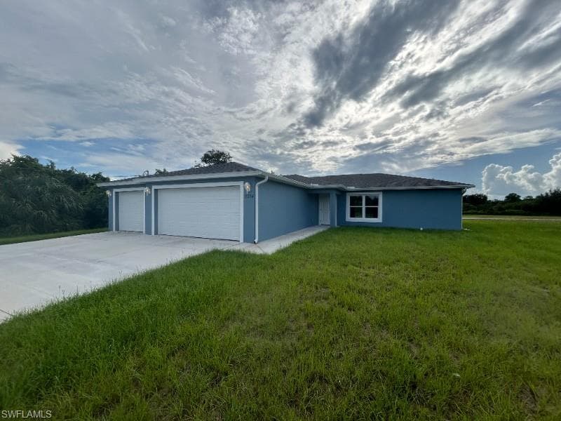 9004 Lamkin CT LABELLE, FL 33935