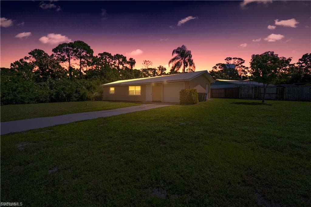 1290 Barrett RD NORTH FORT MYERS, FL 33903
