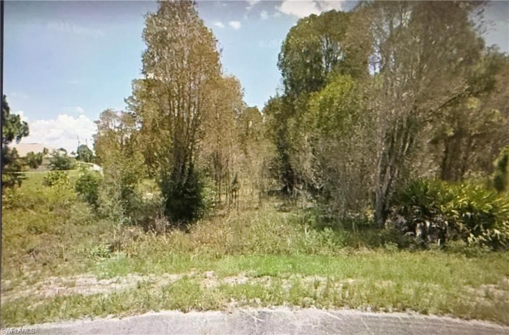 1263 Songbird ST FORT MYERS, FL 33913
