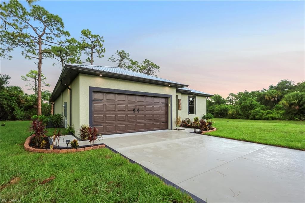 5033 Pinetree CIR LABELLE, FL 33935