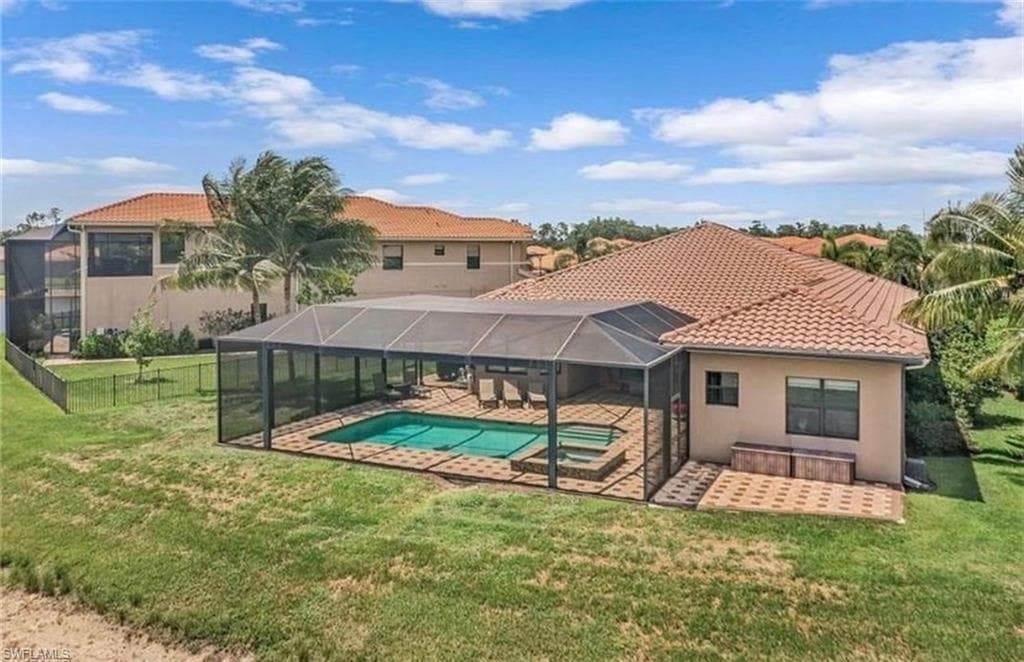 3910 Glacier CT NAPLES, FL 34119