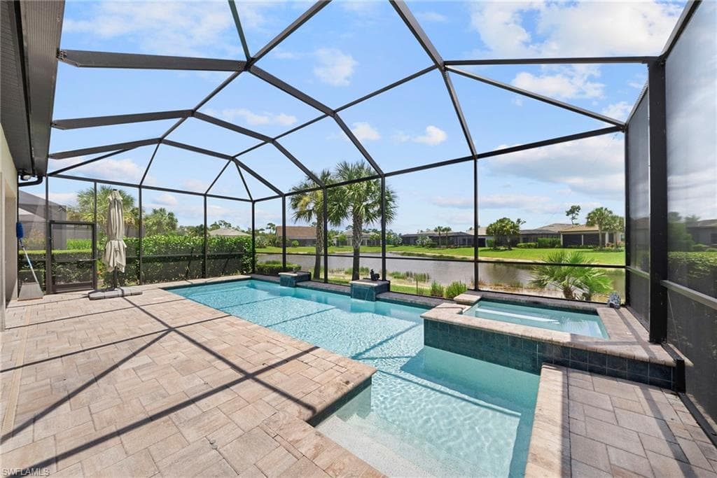 9811 Everglades DR NAPLES, FL 34120