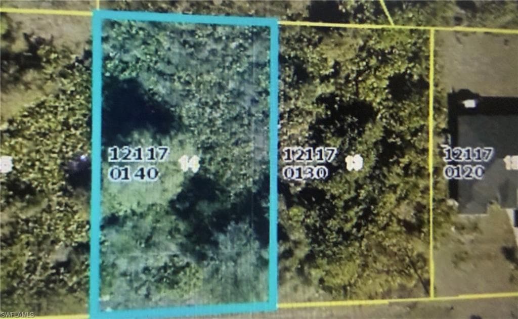 2504 12th ST SW LEHIGH ACRES, FL 33976