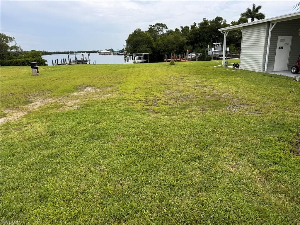 324 Shoreland DR FORT MYERS, FL 33905