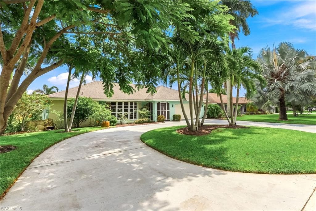 350 Pinehurst CIR NAPLES, FL 34113