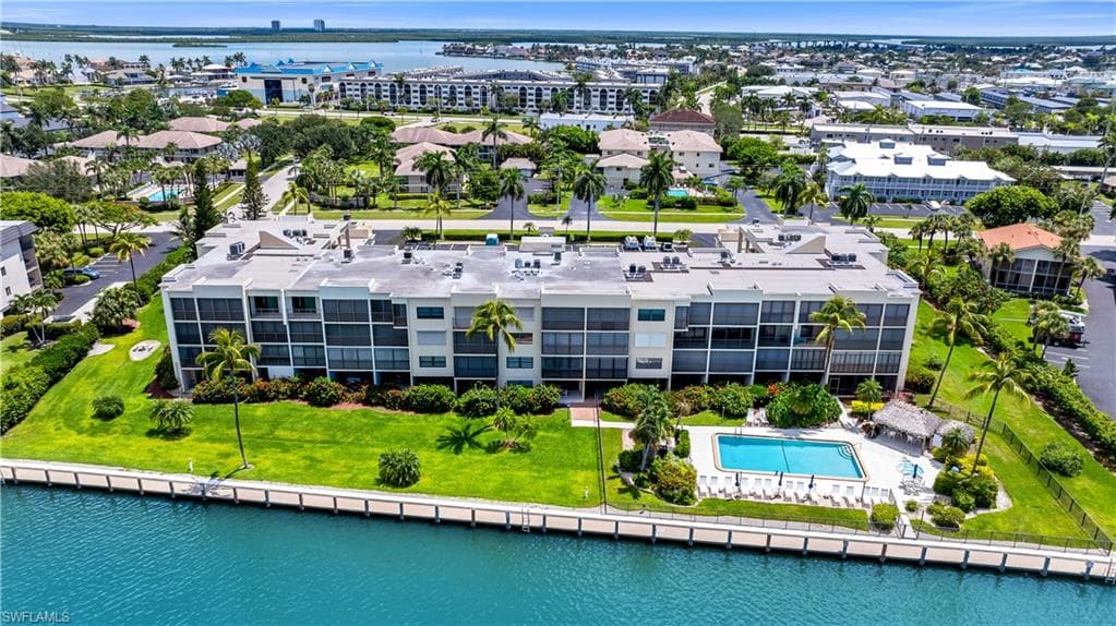 838 Elkcam CIR 112 MARCO ISLAND, FL 34145