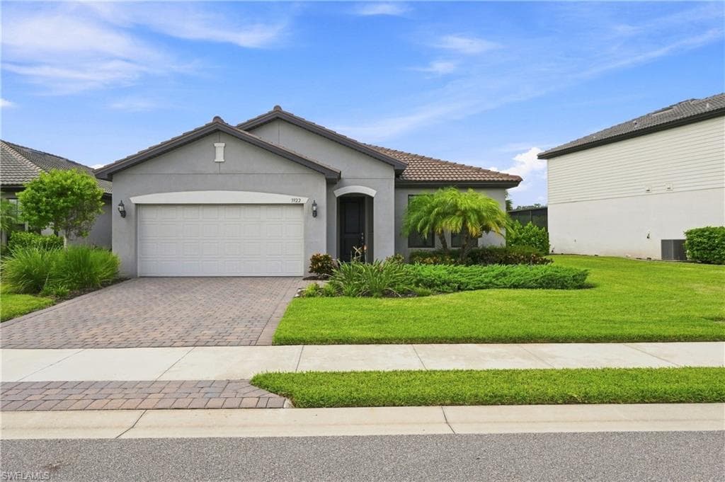 3922 Spotted Eagle WAY FORT MYERS, FL 33966