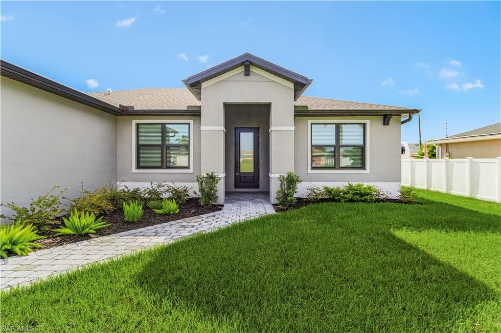 1525 SW 30th ST CAPE CORAL, FL 33914
