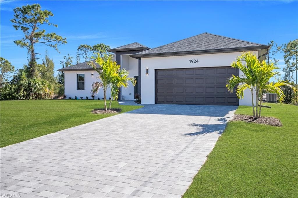 1924 NE 33rd LN CAPE CORAL, FL 33909