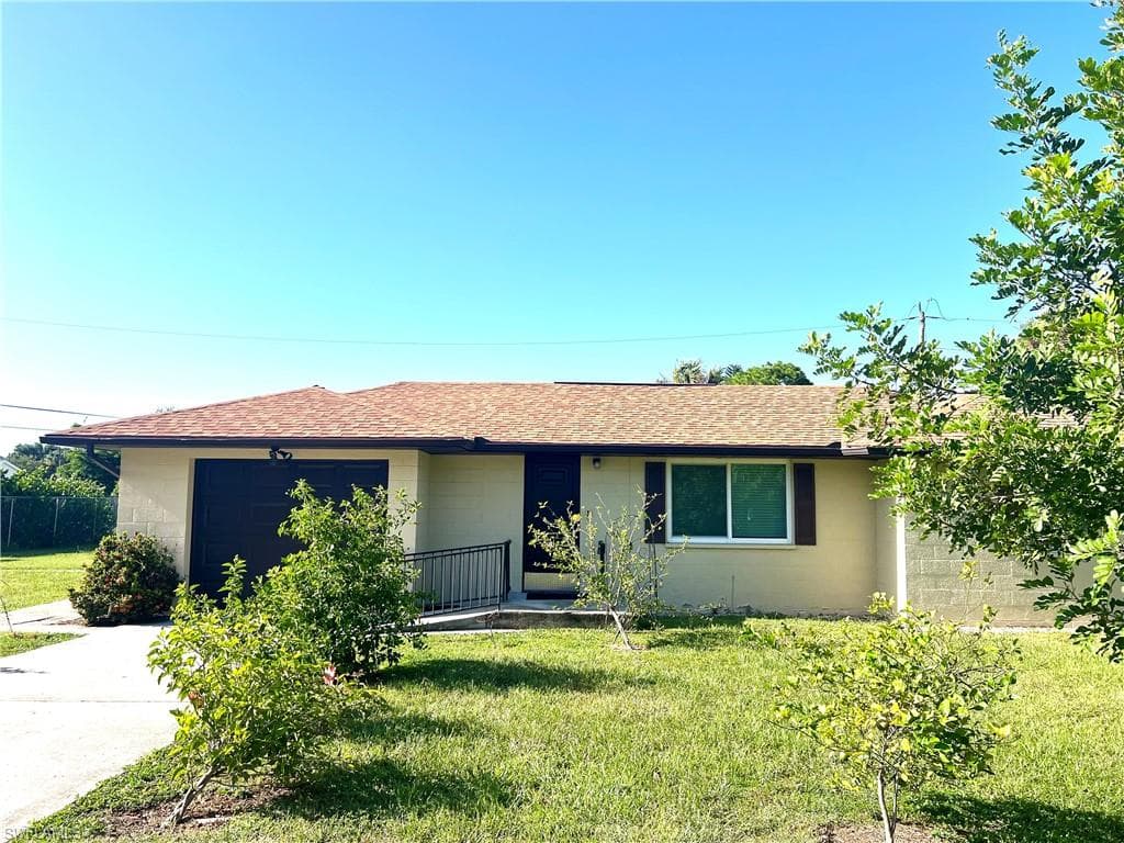 11355 Ridge RD BONITA SPRINGS, FL 34135