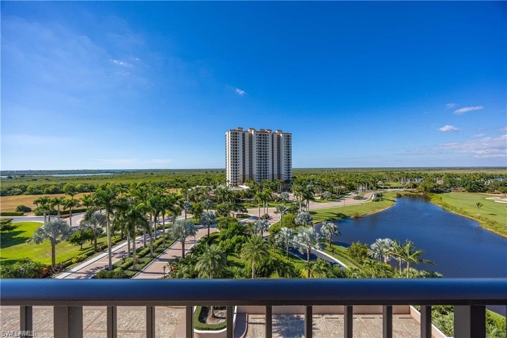 1060 Borghese LN 701 NAPLES, FL 34114