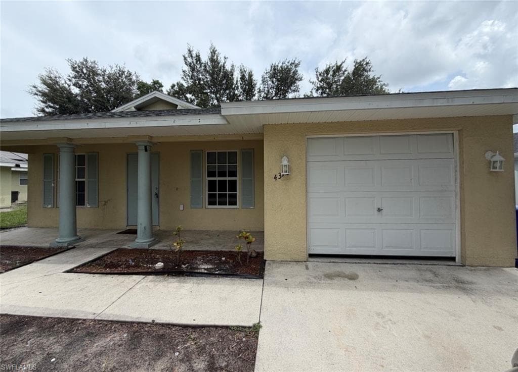 4316 New York AVE FORT MYERS, FL 33905