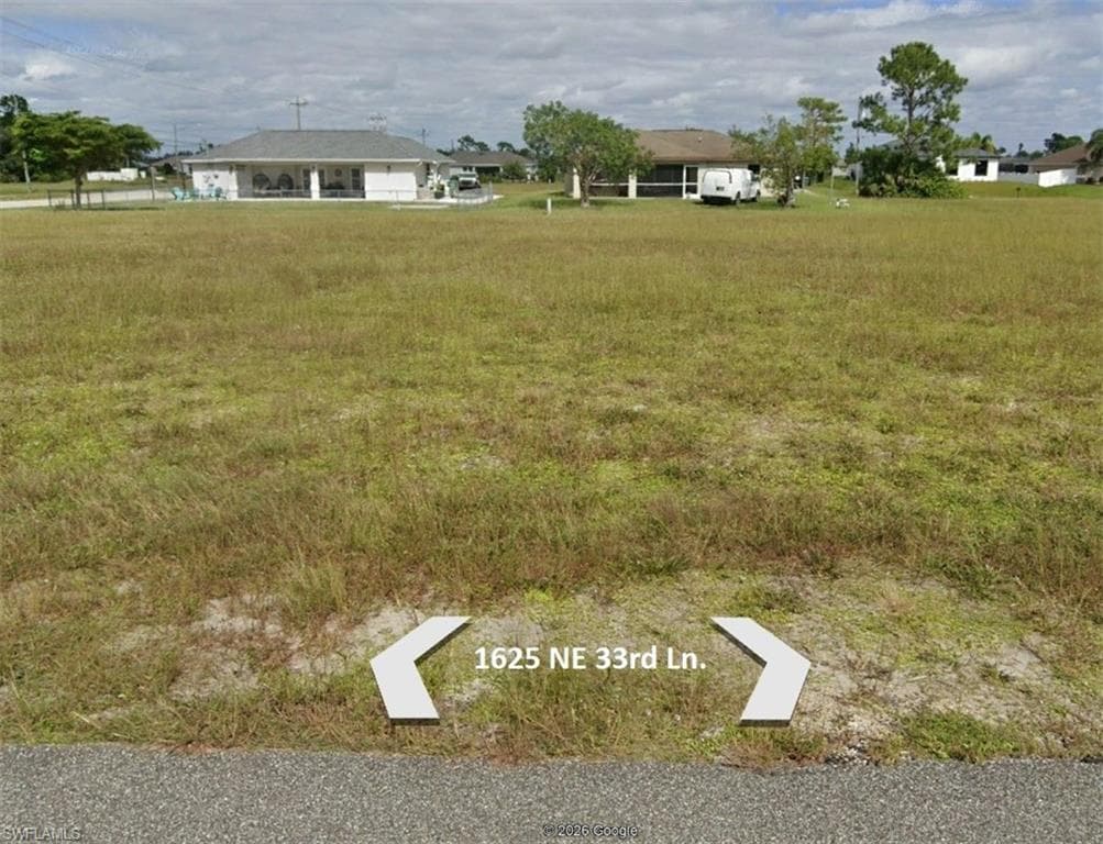1625 NE 33rd LN CAPE CORAL, FL 33909