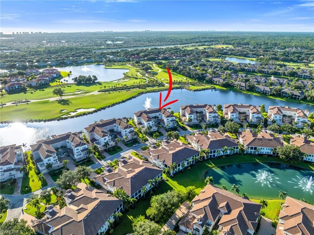 534 Avellino Isles CIR 8302 NAPLES, FL 34119