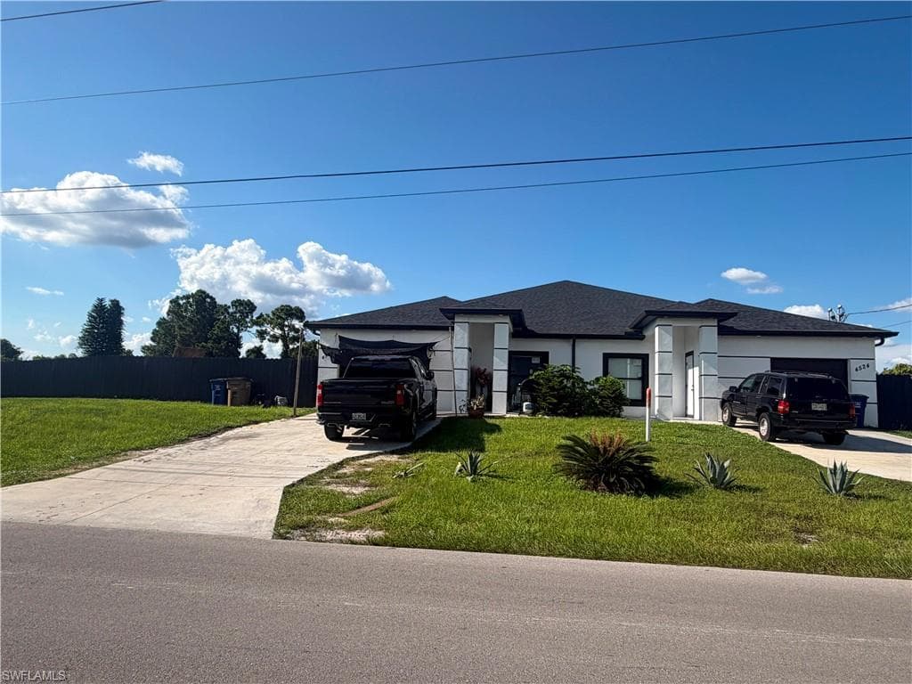 4526 Douglas LN LEHIGH ACRES, FL 33973
