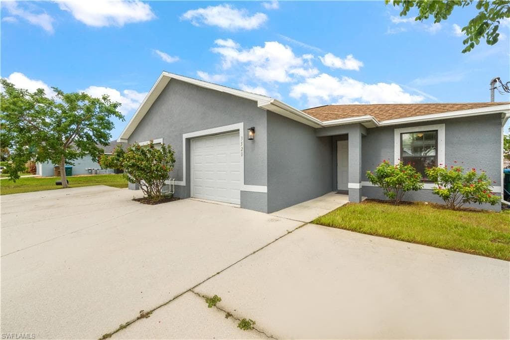 3520 SW 17th AVE CAPE CORAL, FL 33914