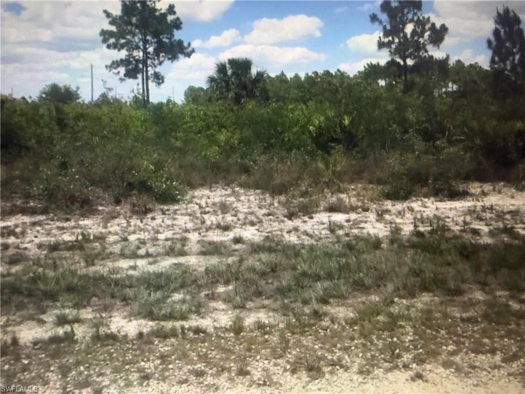 2618 39th ST W LEHIGH ACRES, FL 33971