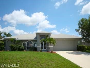 33 NW 25th ST CAPE CORAL, FL 33993