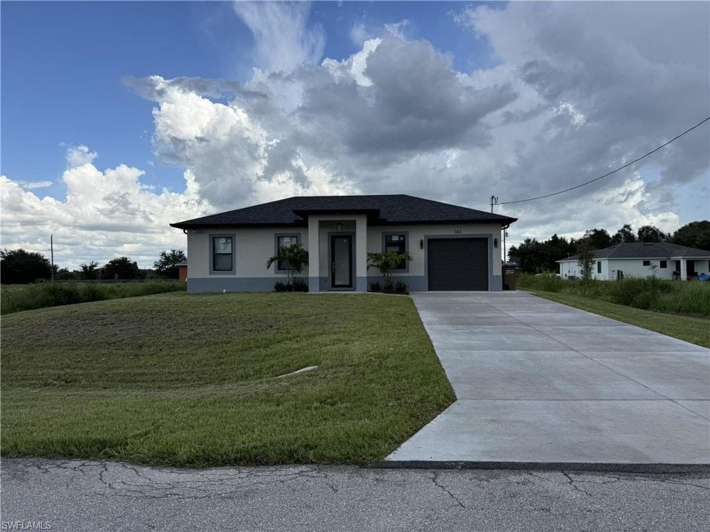 383 Pennfield AVE LEHIGH ACRES, FL 33974