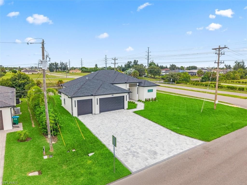 2417 SW 2nd TER CAPE CORAL, FL 33991
