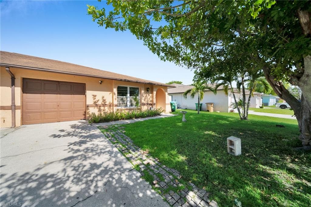 517 SE 23rd PL CAPE CORAL, FL 33990