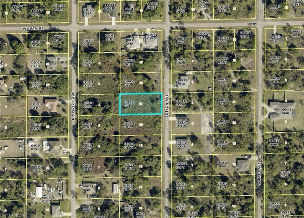 1417 Edison AVE LEHIGH ACRES, FL 33972