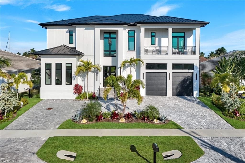 771 Orchid CT MARCO ISLAND, FL 34145