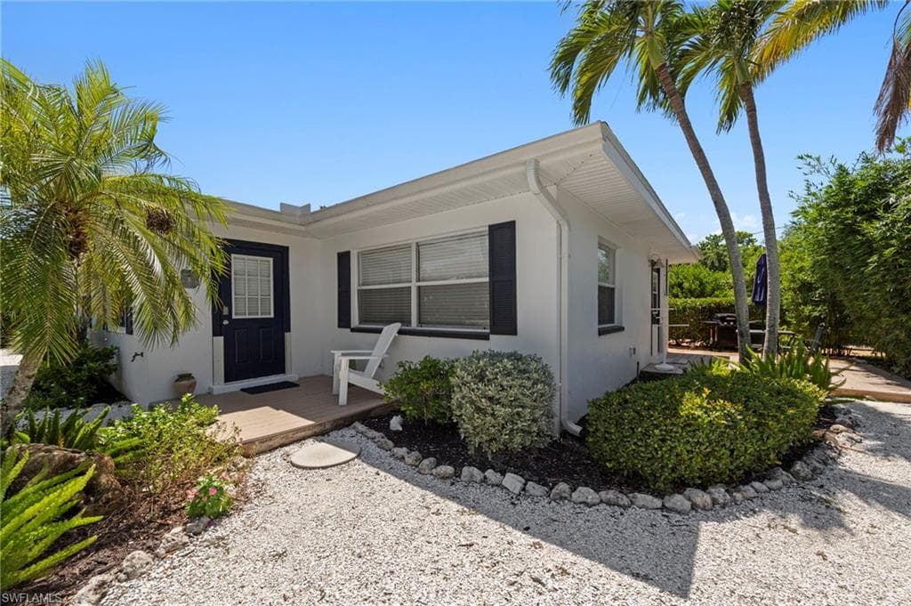 849 Beach RD SANIBEL, FL 33957