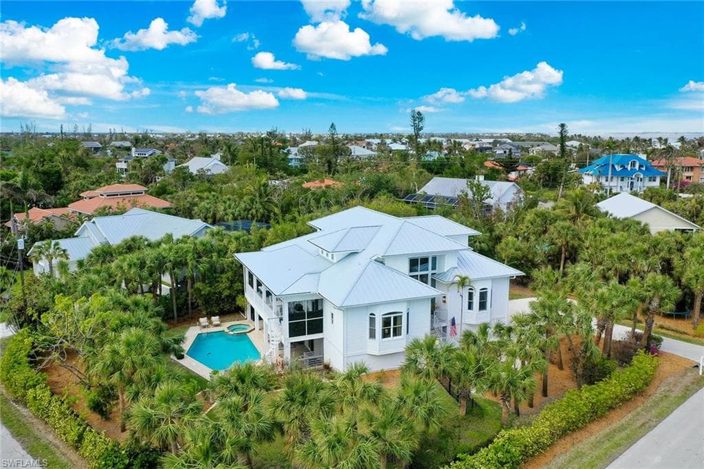 660 Anchor DR SANIBEL, FL 33957