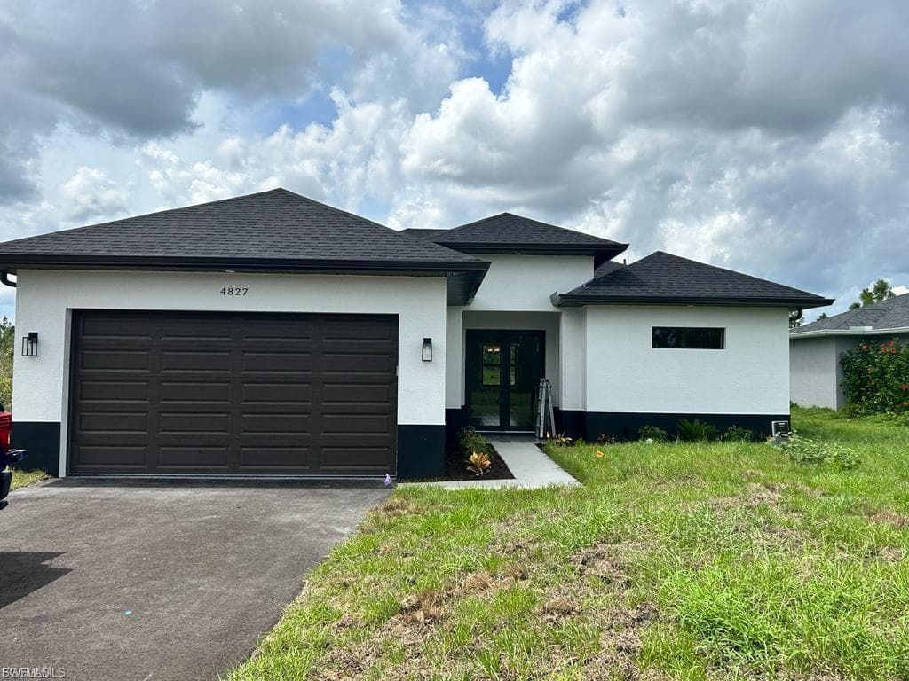 4827 Everglades BLVD N NAPLES, FL 34120