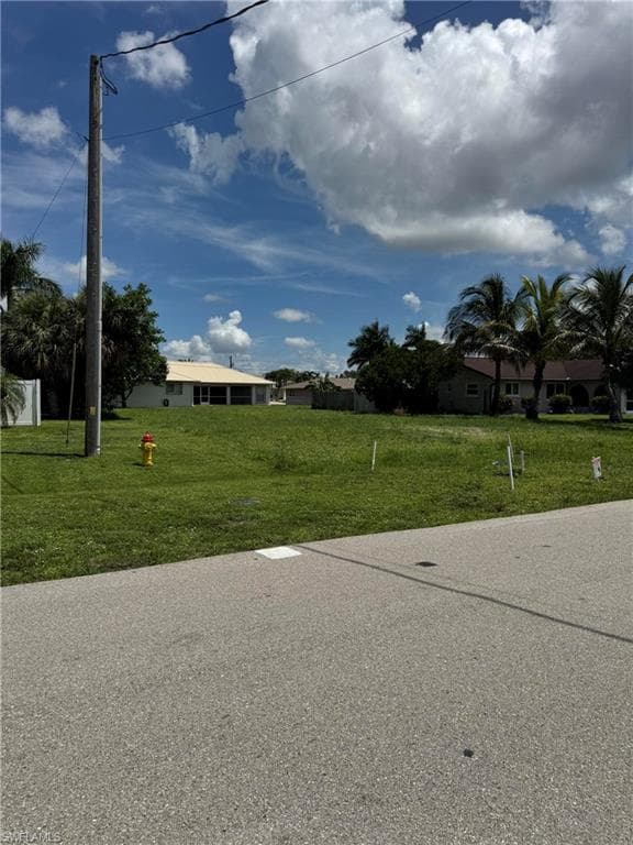 1661 Coral Point DR CAPE CORAL, FL 33990
