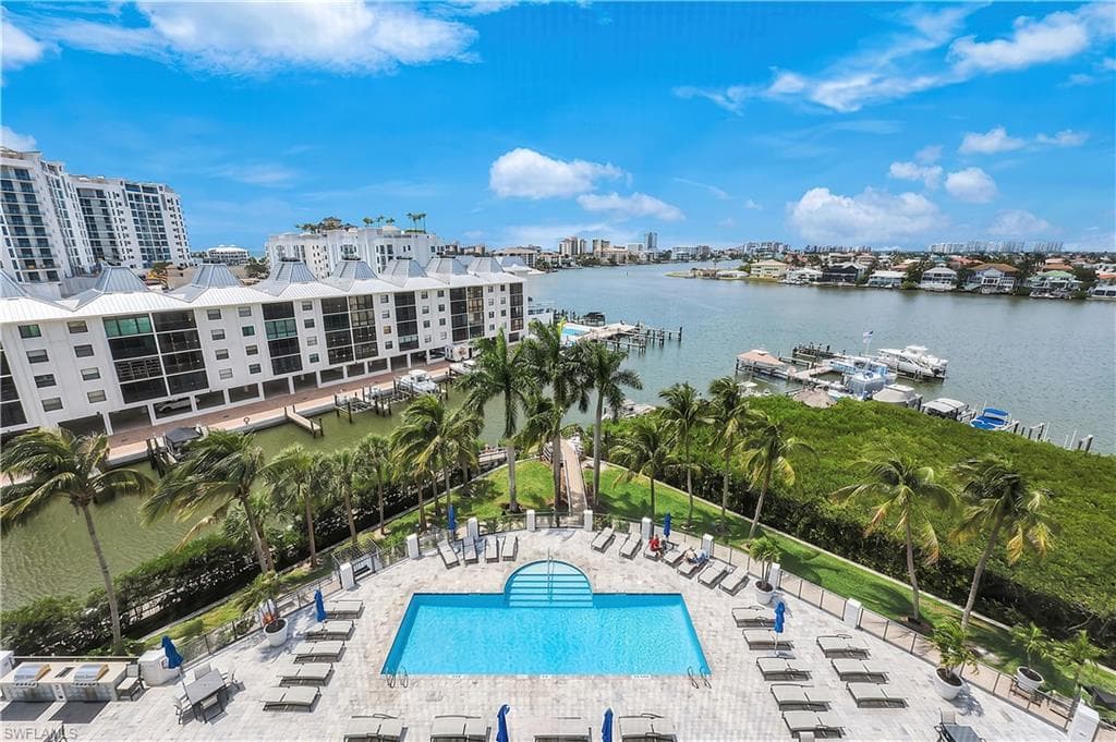400 Flagship DR 705 NAPLES, FL 34108