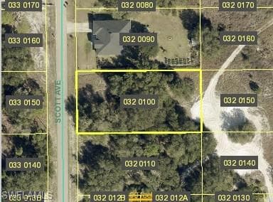 1404 Scott AVE LEHIGH ACRES, FL 33972