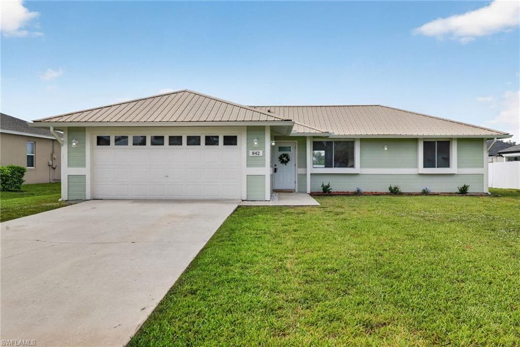 842 2nd ST CAPE CORAL, FL 33993