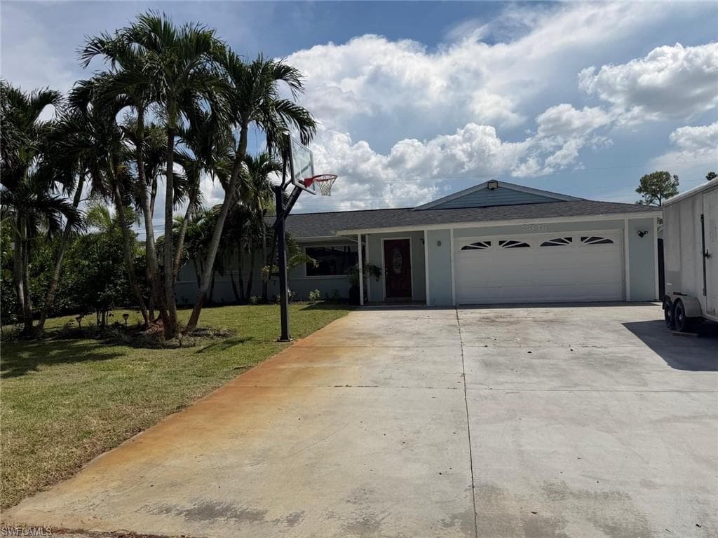 2348 Gorham AVE FORT MYERS, FL 33907