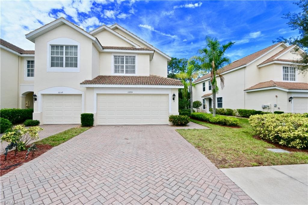 1055 Albany CT 217 NAPLES, FL 34105