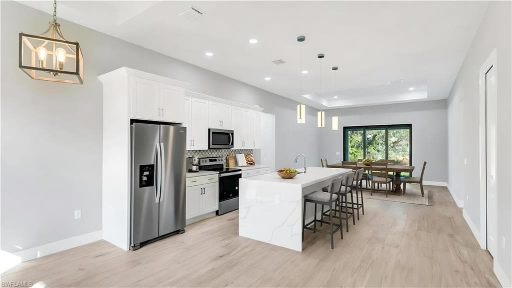 5200 5th ST W LEHIGH ACRES, FL 33971