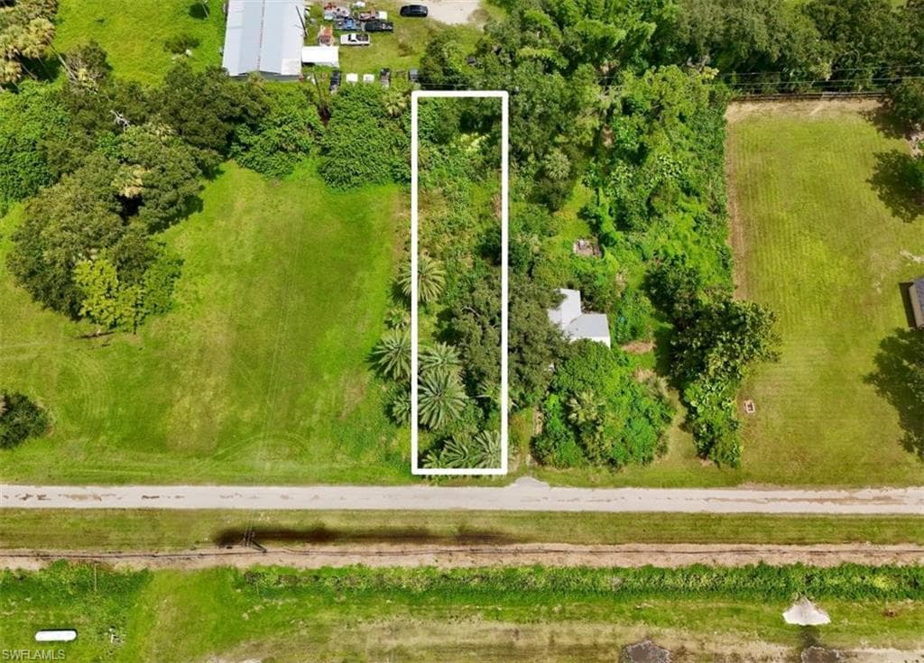 20101 Wagner AVE ALVA, FL 33920