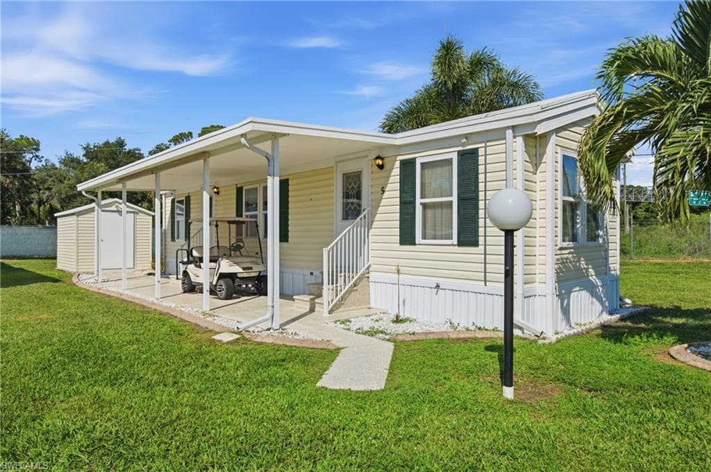 5558 Palm Beach BLVD 5 FORT MYERS, FL 33905